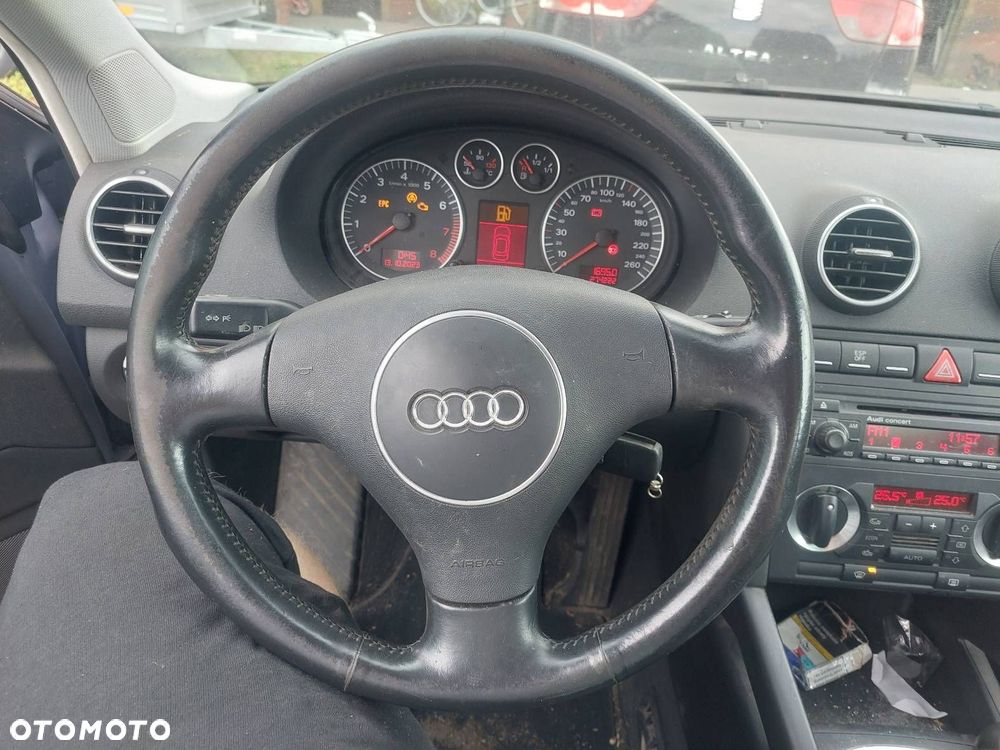 KIEROWNICA 3 RAMIENNA AUDI A3 8P - 1