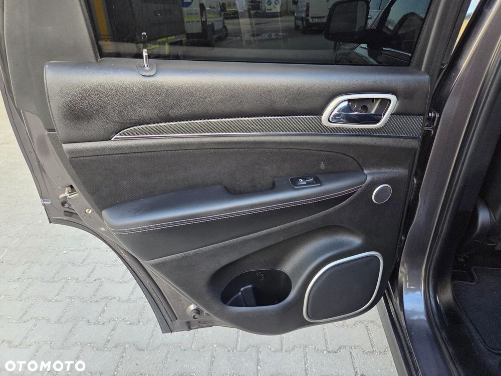 Jeep Grand Cherokee Gr 6.4 V8 SRT8 - 26