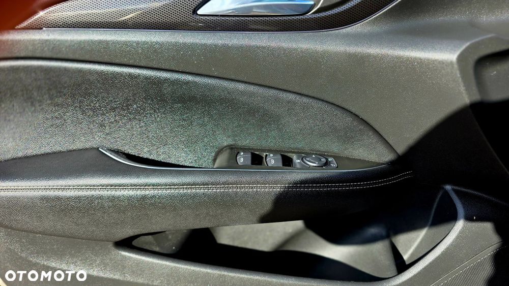 Opel Insignia - 31