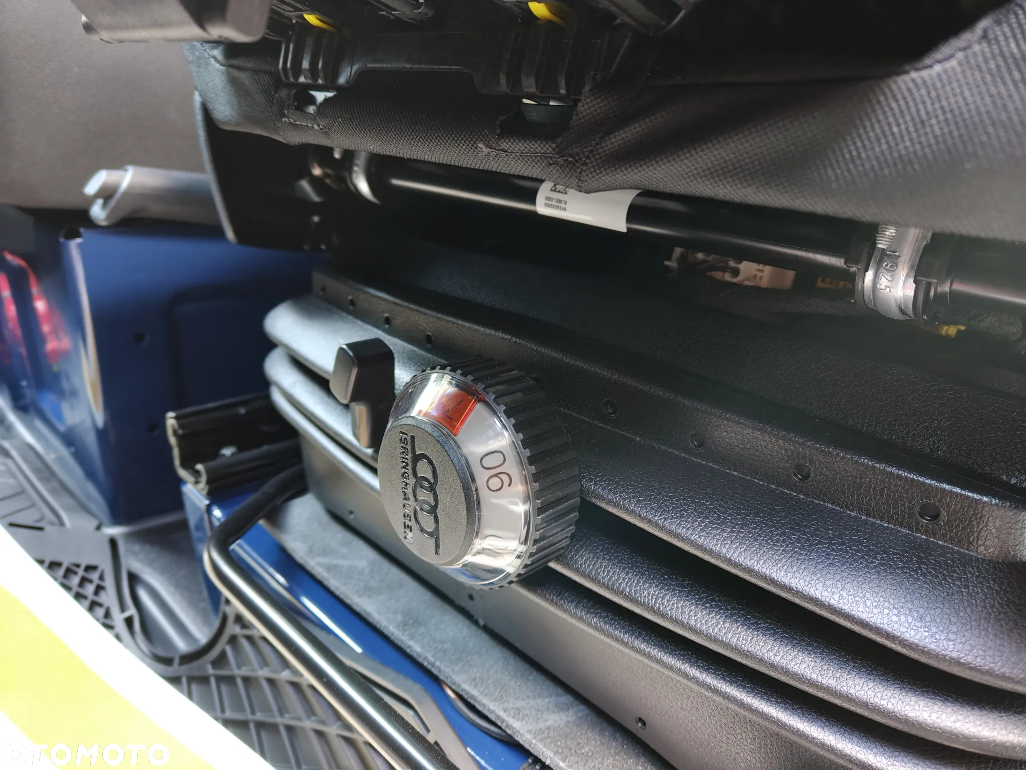 Mercedes-Benz Sprinter - 13