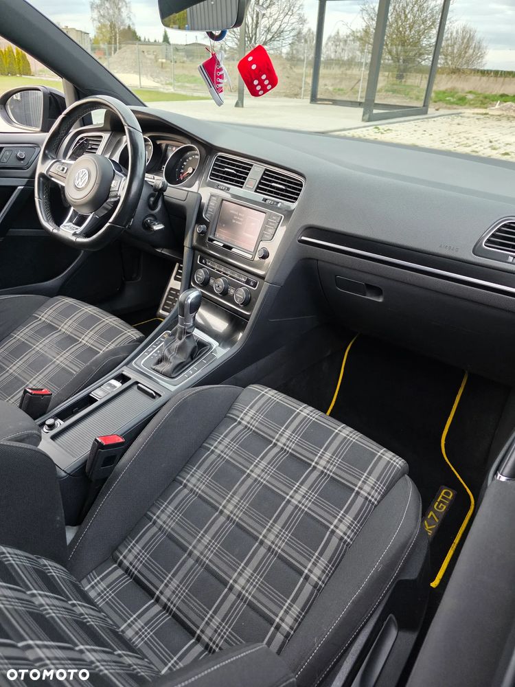 Volkswagen Golf GTD 2.0 TDI SCR DSG - 14