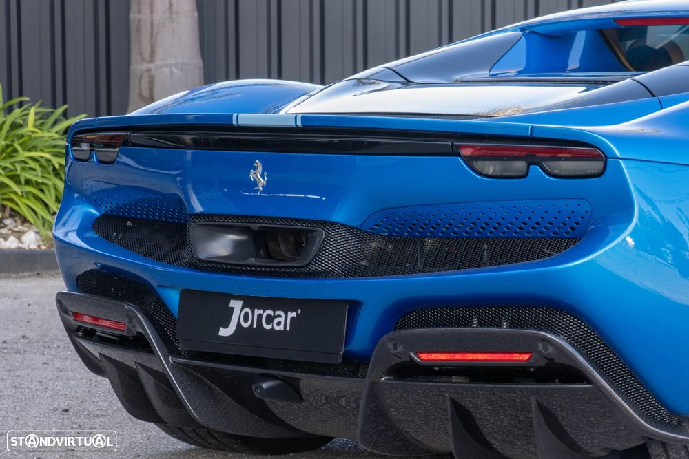 Ferrari 296 GTS Spider - 19