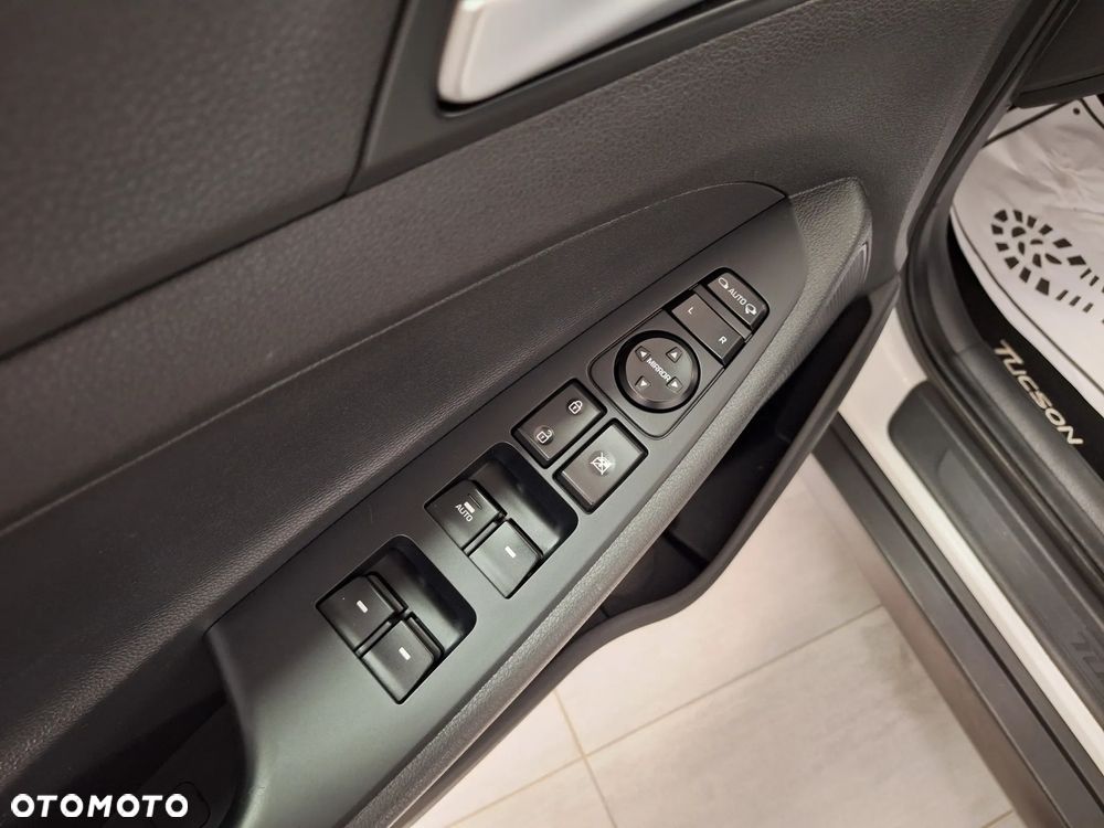 Hyundai Tucson blue 1.6 GDi 2WD Advantage - 29