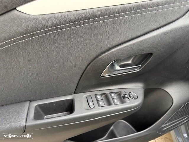 Opel Corsa 1.2 T GS - 9