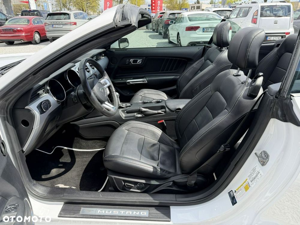 Ford Mustang - 15