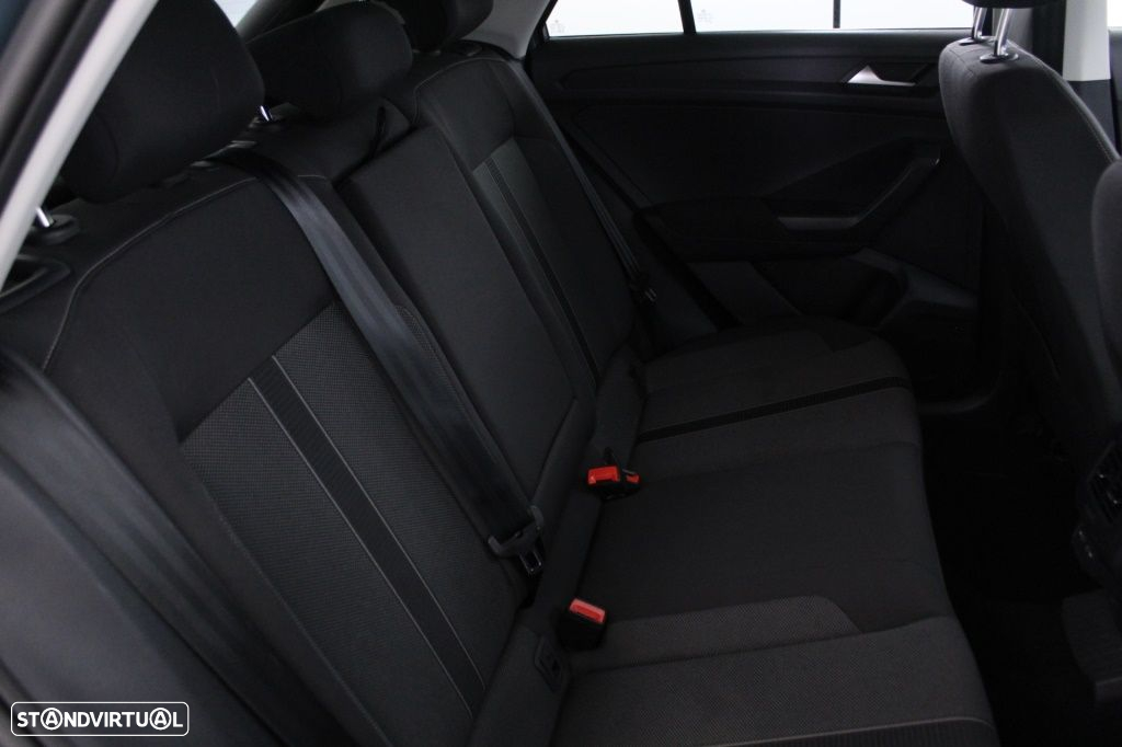 VW T-Roc 1.0 TSI Life - 15