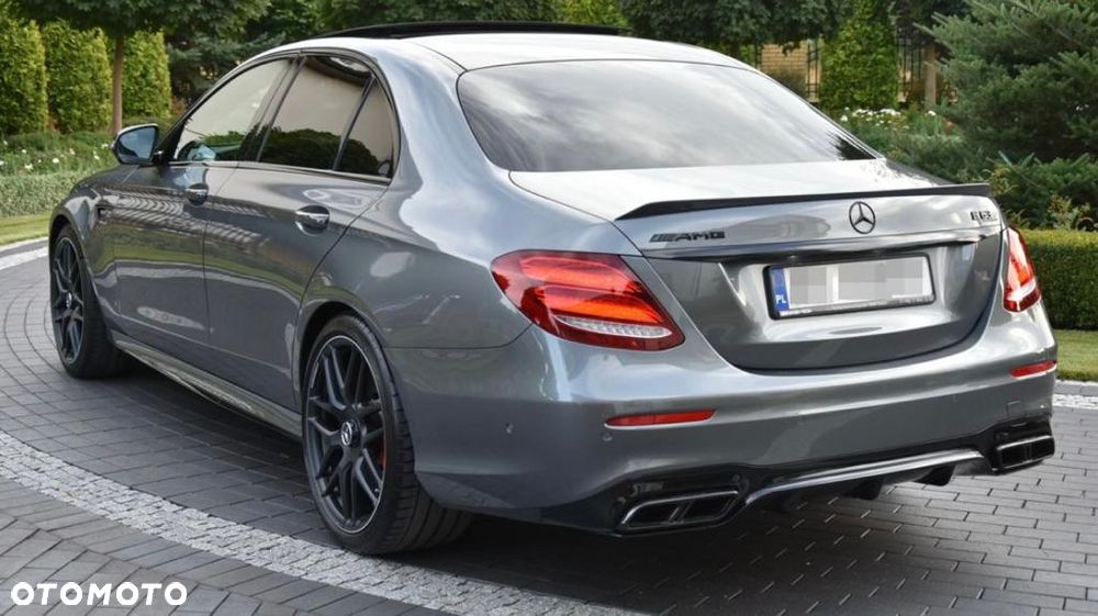 Mercedes-Benz Klasa E - 6