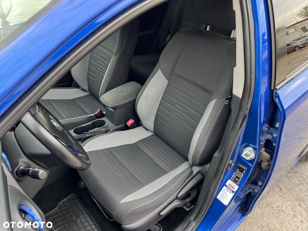 Toyota Auris 1.8 HSD Luna - 9