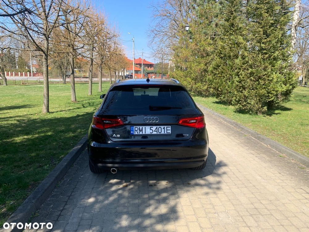 Audi A3 Sportback 1.6 TDI S tronic - 6