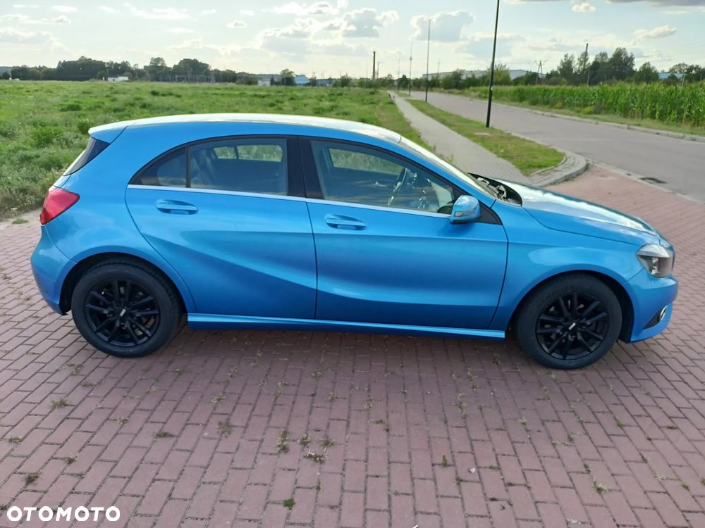 Mercedes-Benz Klasa A 180 (BlueEFFICIENCY) - 4