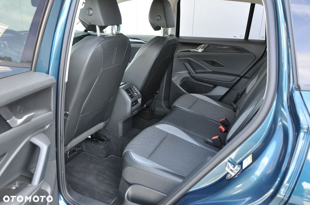 Volkswagen Tiguan - 34