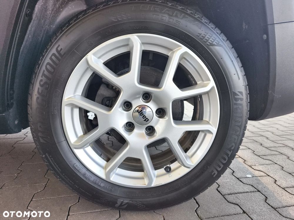 Jeep Renegade 1.5 T4 mHEV Limited FWD S&S DCT - 17