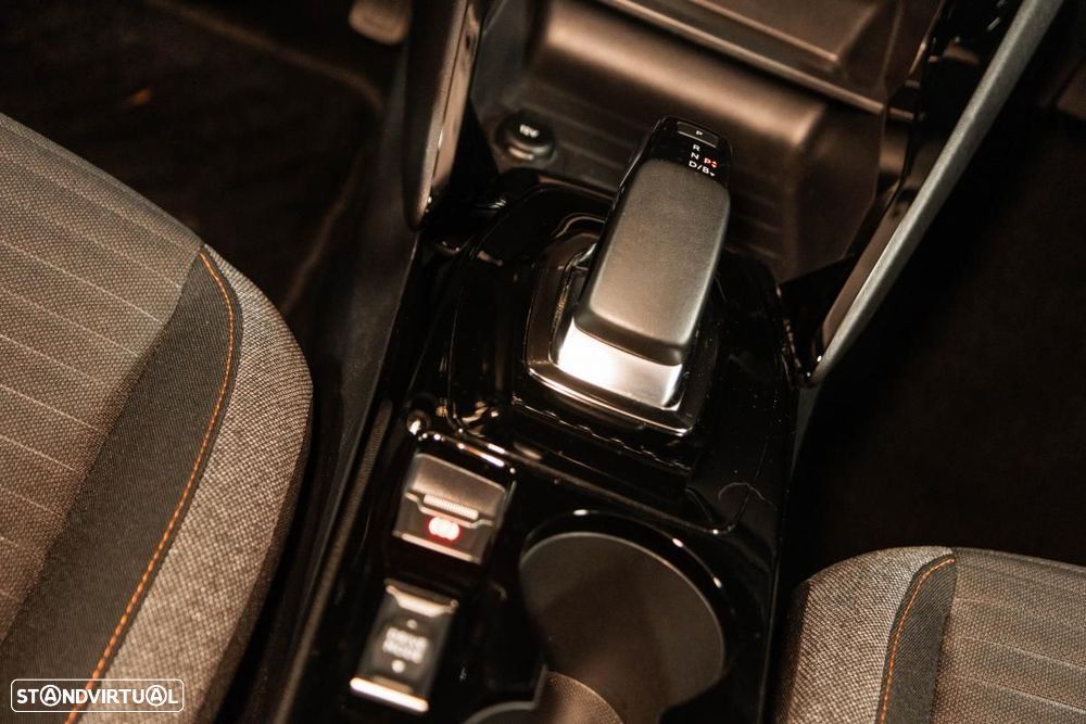 Peugeot e-208 50 kWh Active - 61