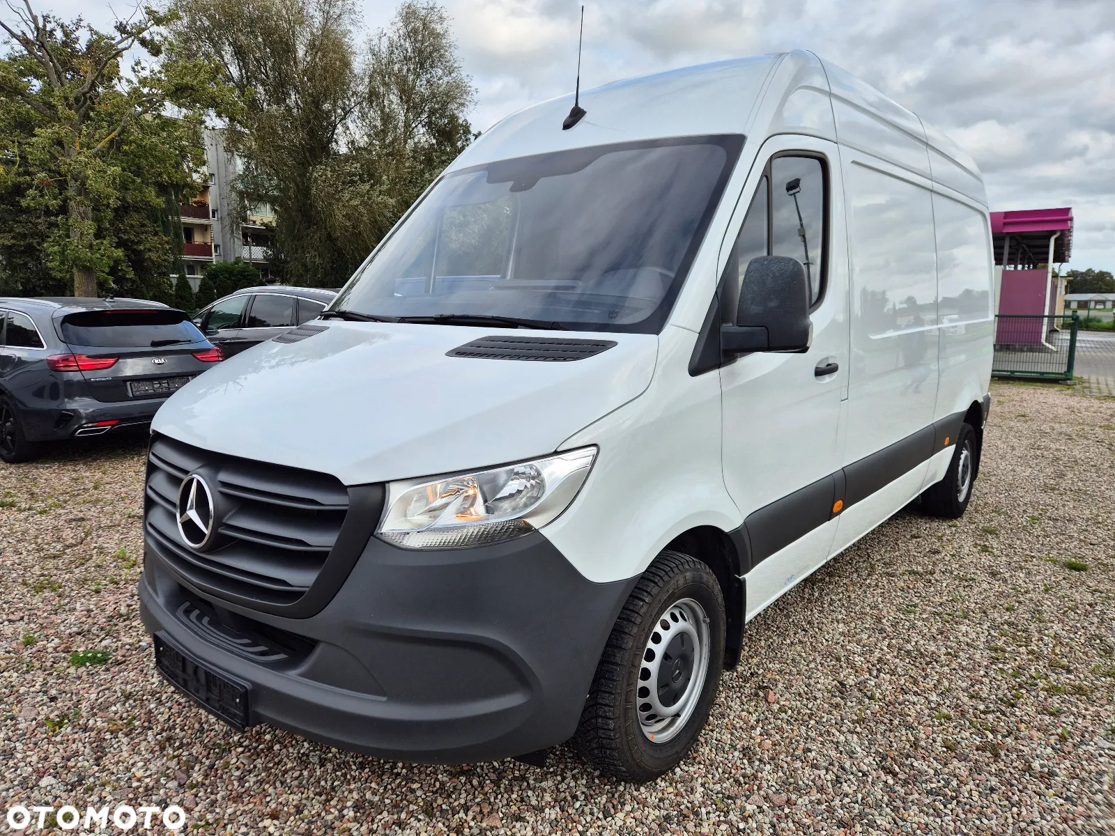 Mercedes-Benz Sprinter - 4
