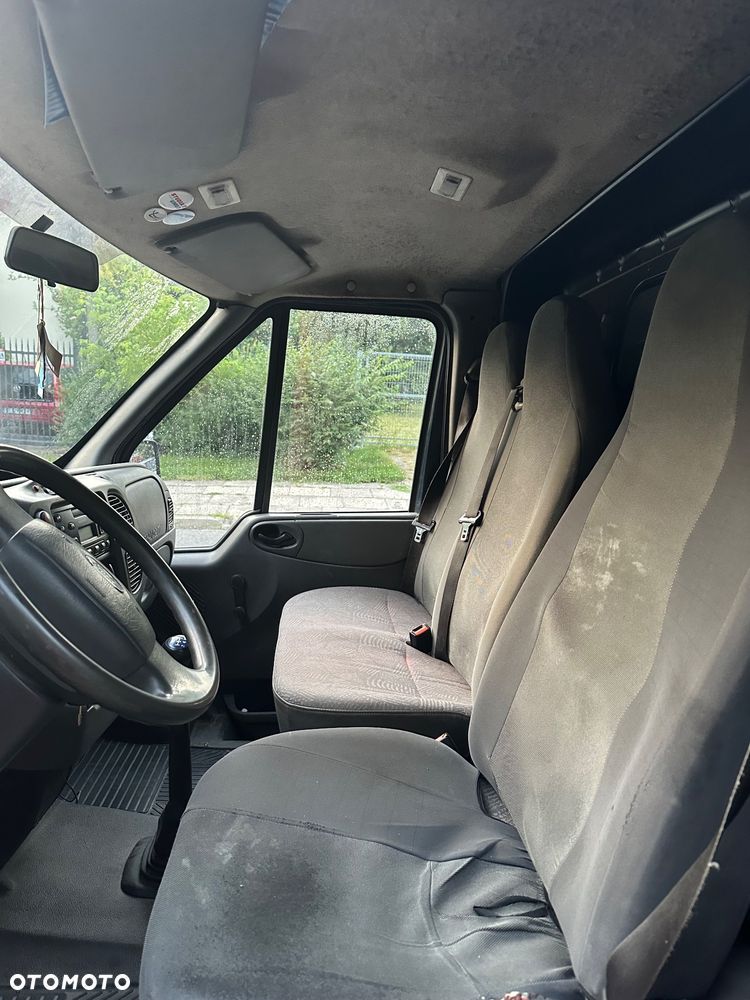 Ford Transit - 6