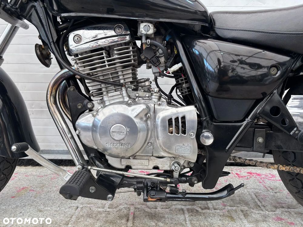 Suzuki Marauder - 27