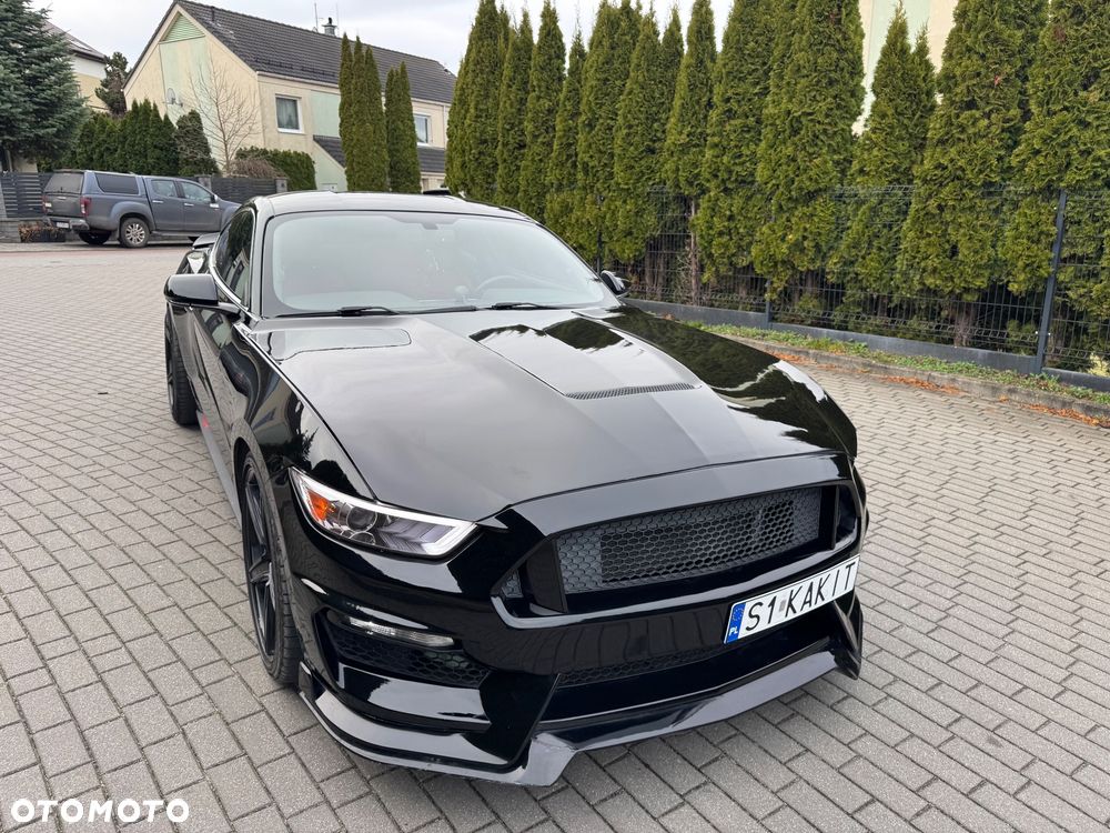 Ford Mustang - 2