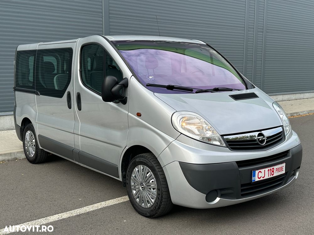 Opel Vivaro - 14