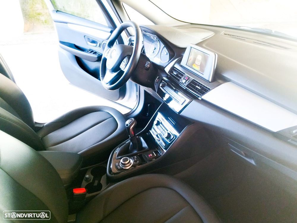 BMW 216 Active Tourer d - 6