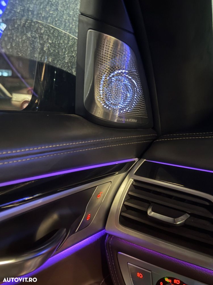 BMW Seria 7 740d xDrive - 11