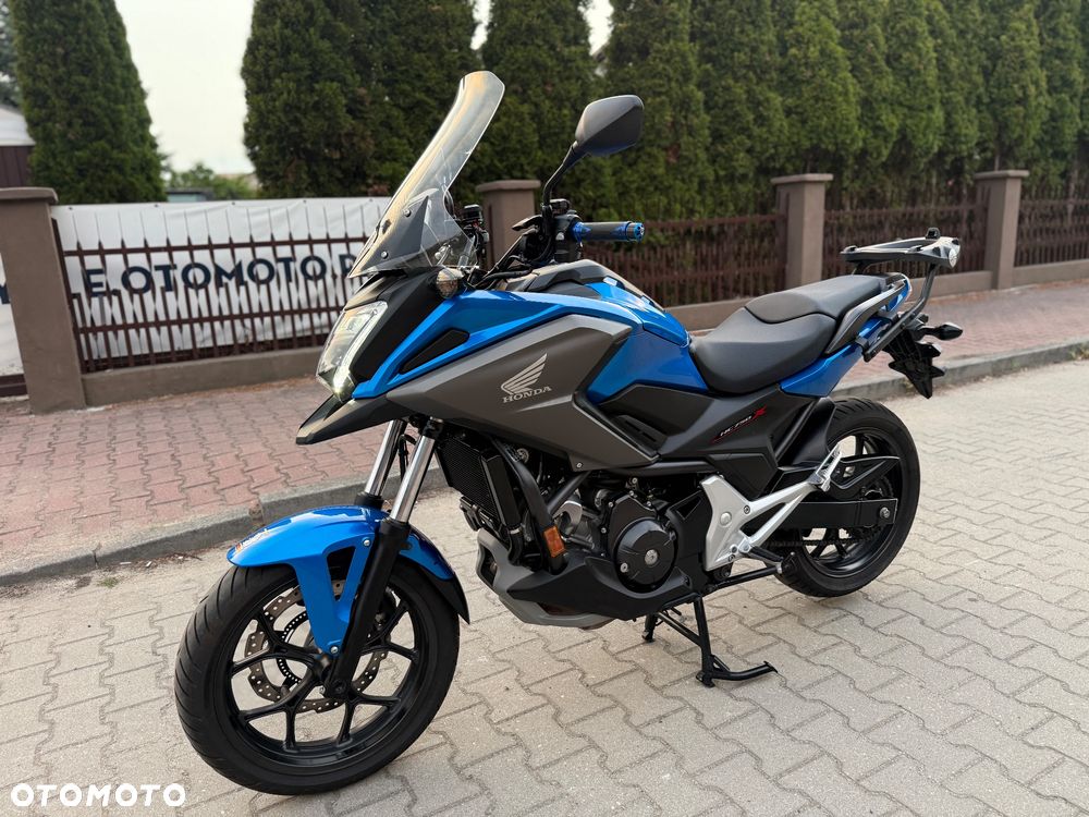 Honda NC - 17