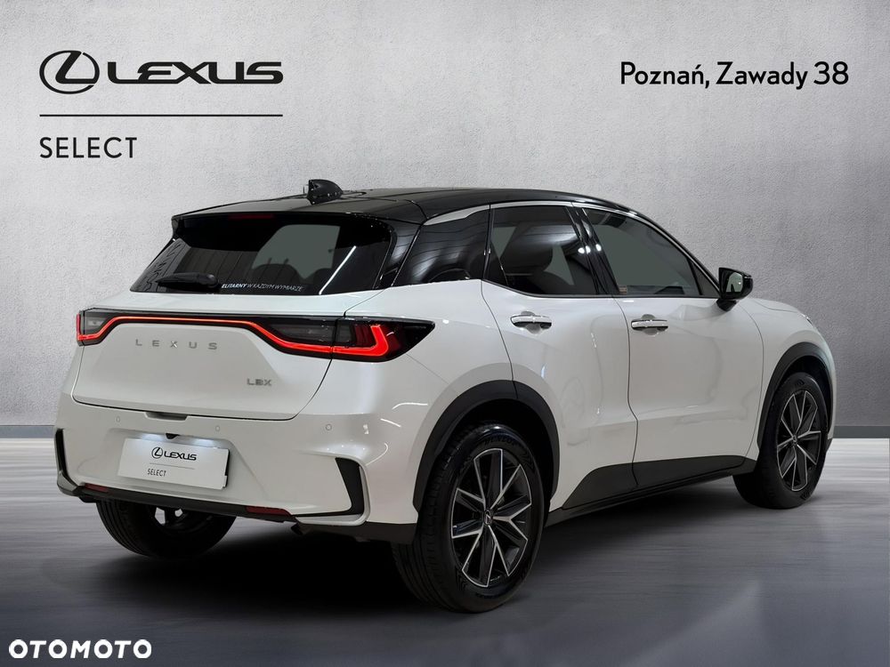 Lexus LBX 1.5 Hybrid Cool - 2