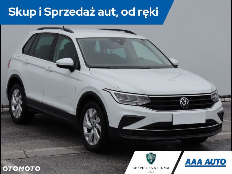 Volkswagen Tiguan - 2