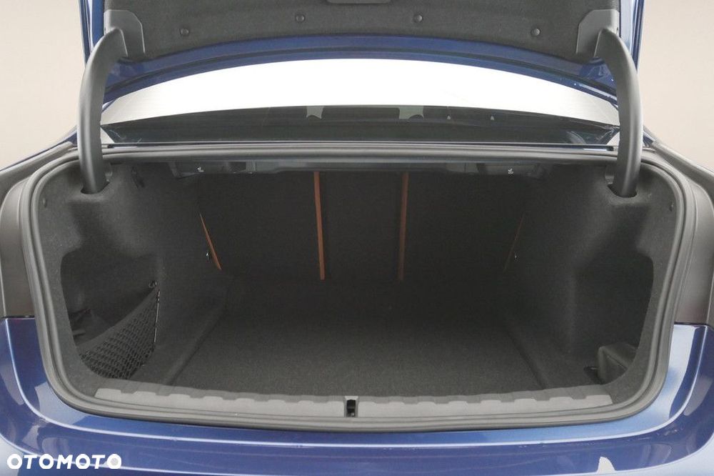 BMW Seria 3 - 16