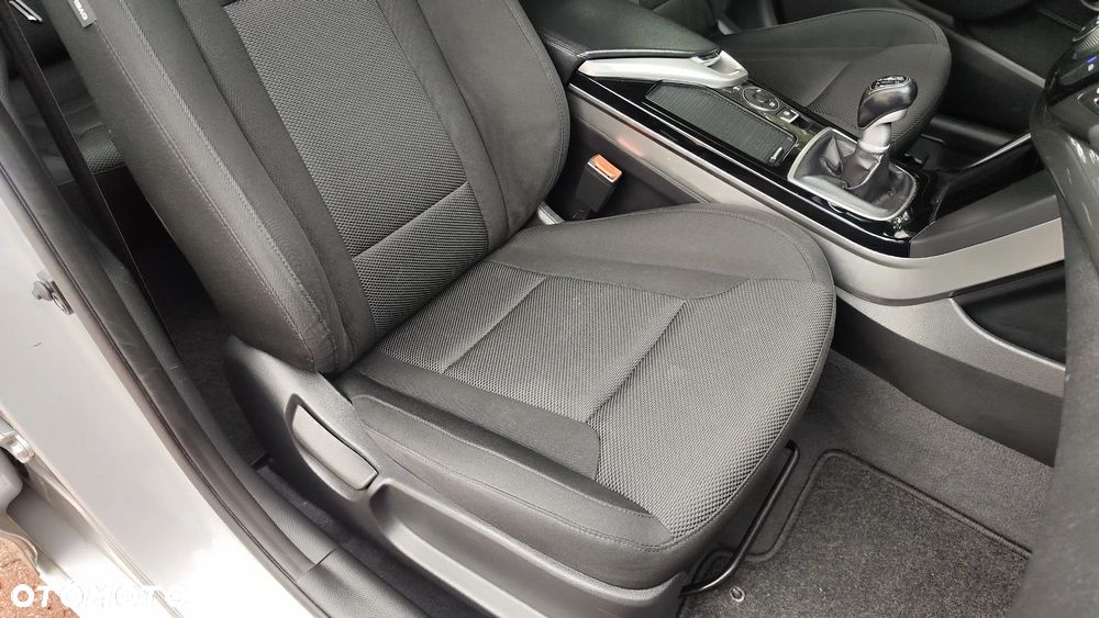 Hyundai i40 1.6 GDI Comfort - 32