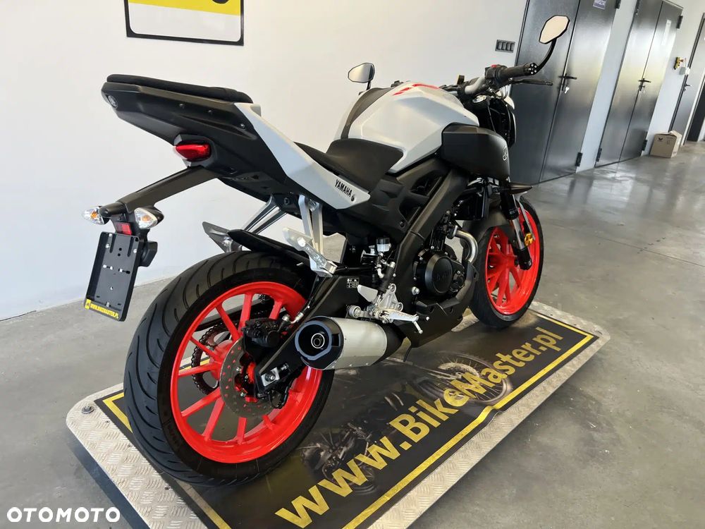 Yamaha MT - 6