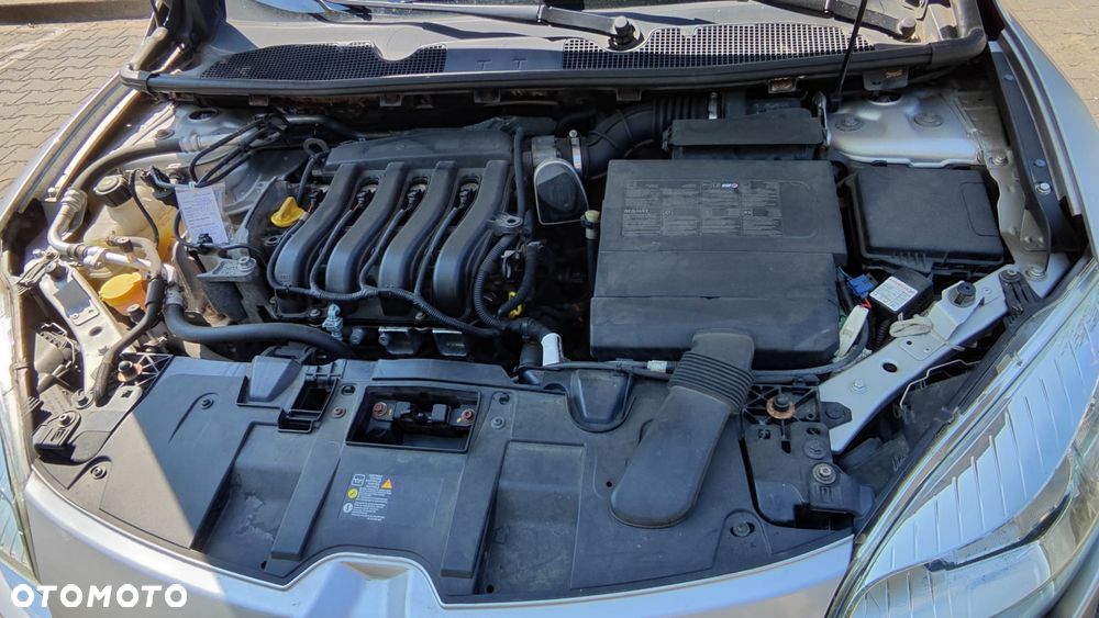Renault Megane 1.6 16V Generation - 8