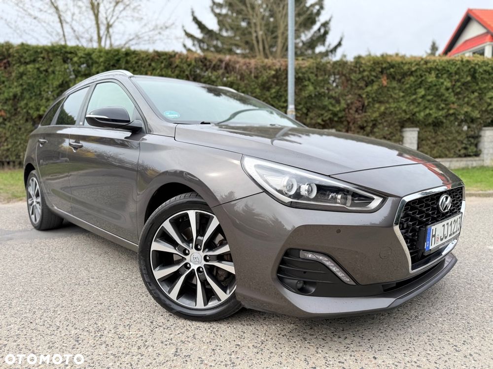 Hyundai i30 1.4 T-GDI DCT Premium - 2