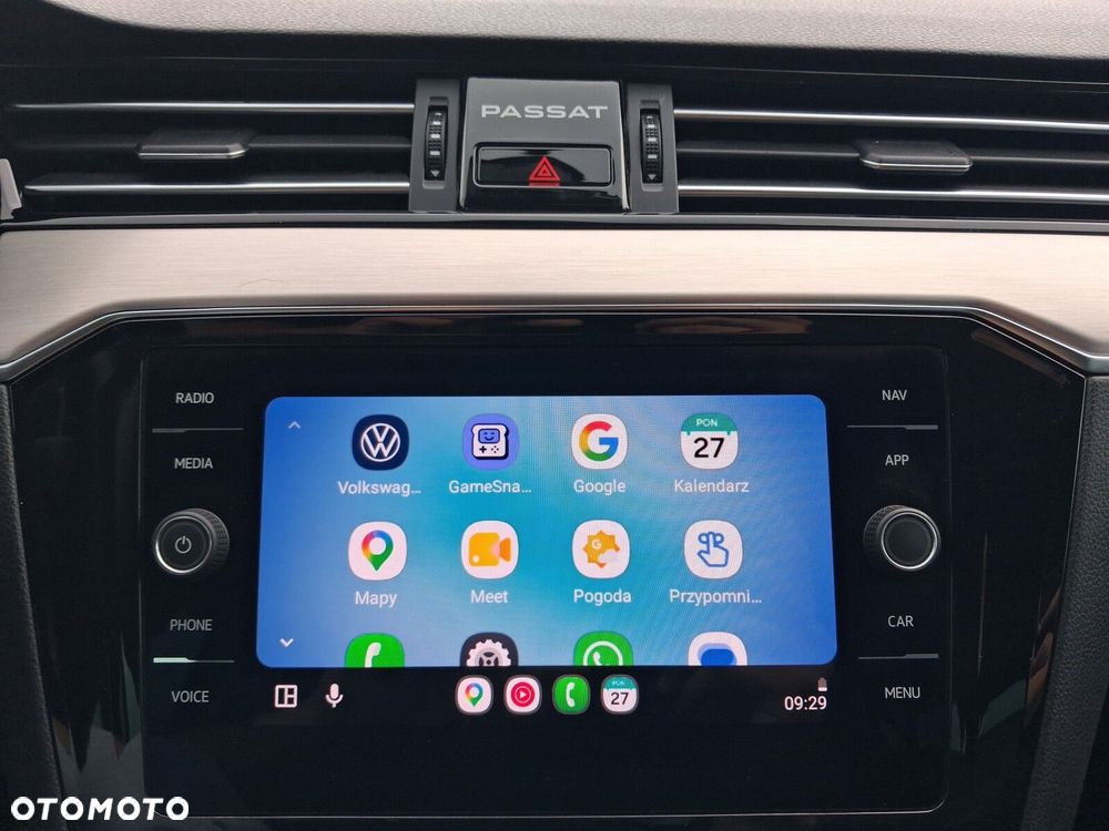 Volkswagen Passat - 37