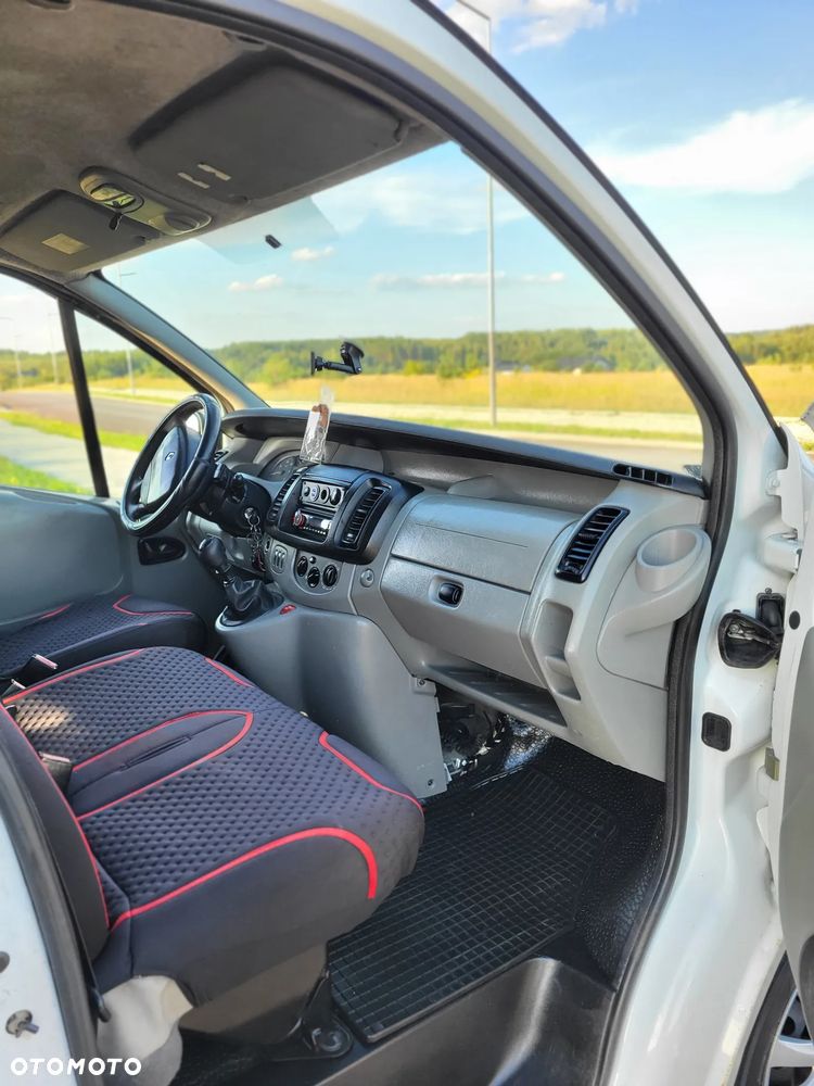 Renault Trafic - 6