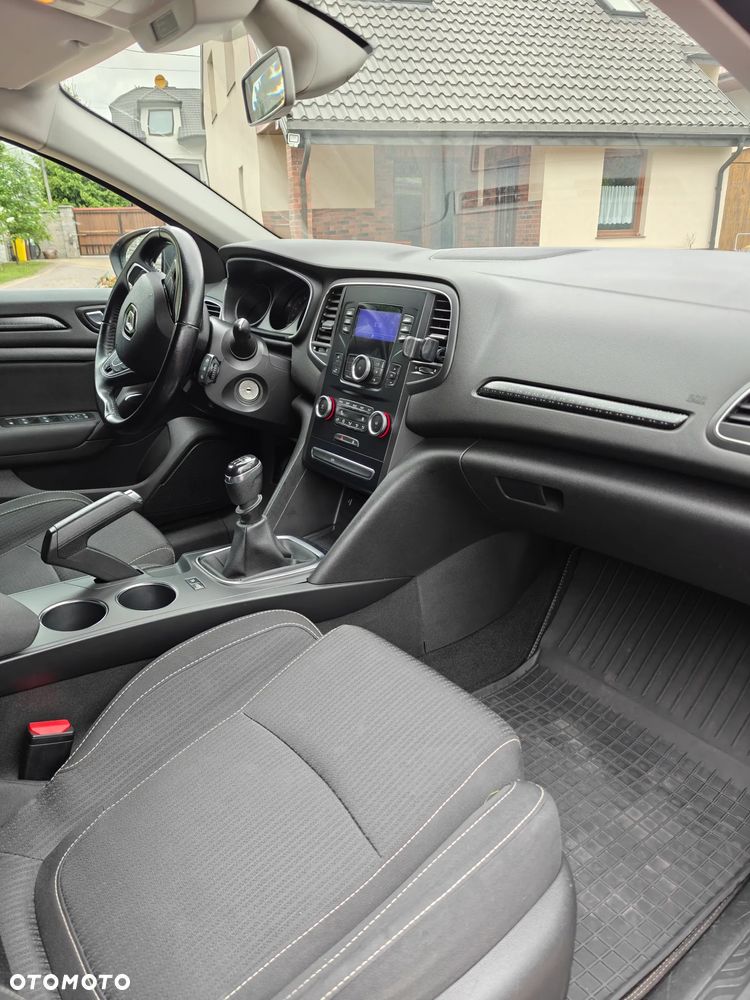 Renault Megane 1.6 SCe Life - 6