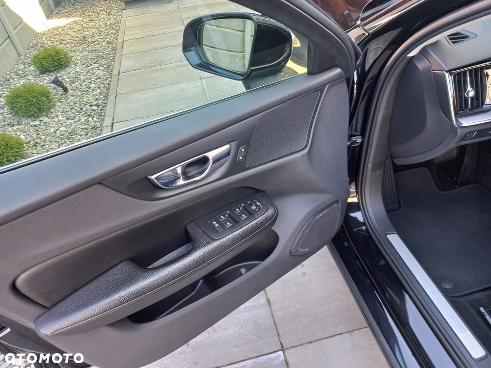 Volvo V60 D3 Momentum Pro - 7