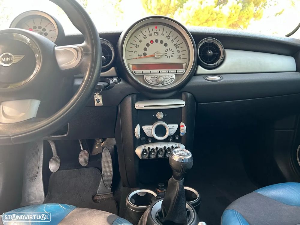 MINI 3 Portas Cooper D - 13