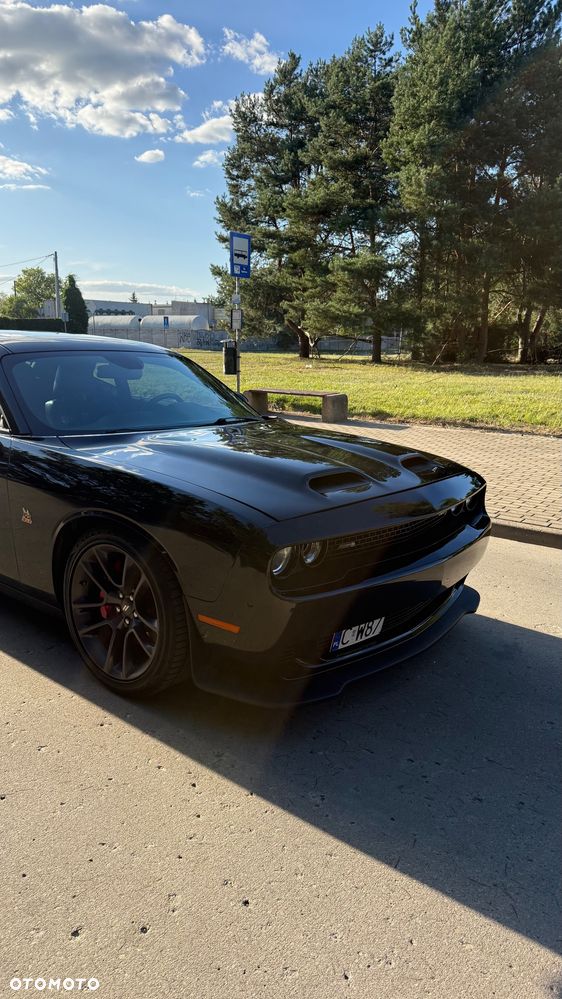 Dodge Challenger 6.4 Scat Pack - 9