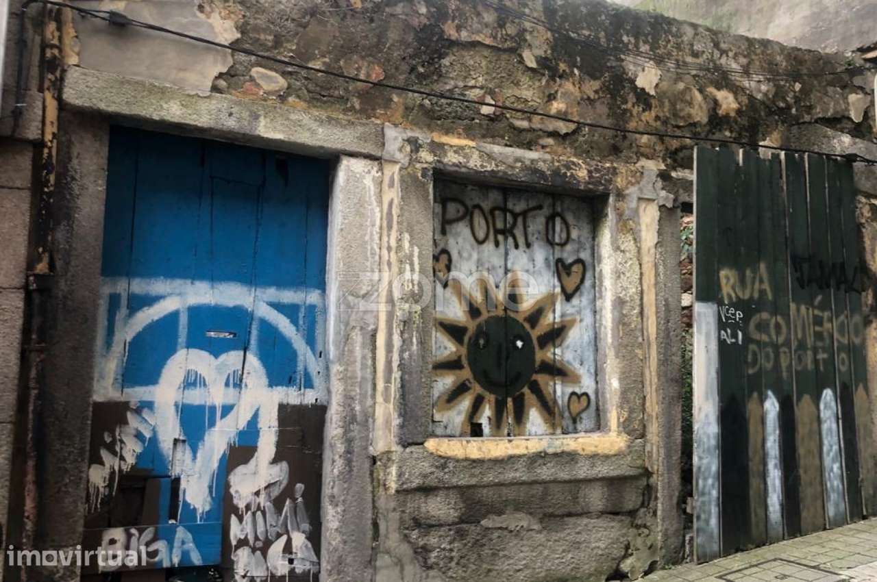 Terreno na baixa do Porto - junto ao rio - Grande imagem: 4/22