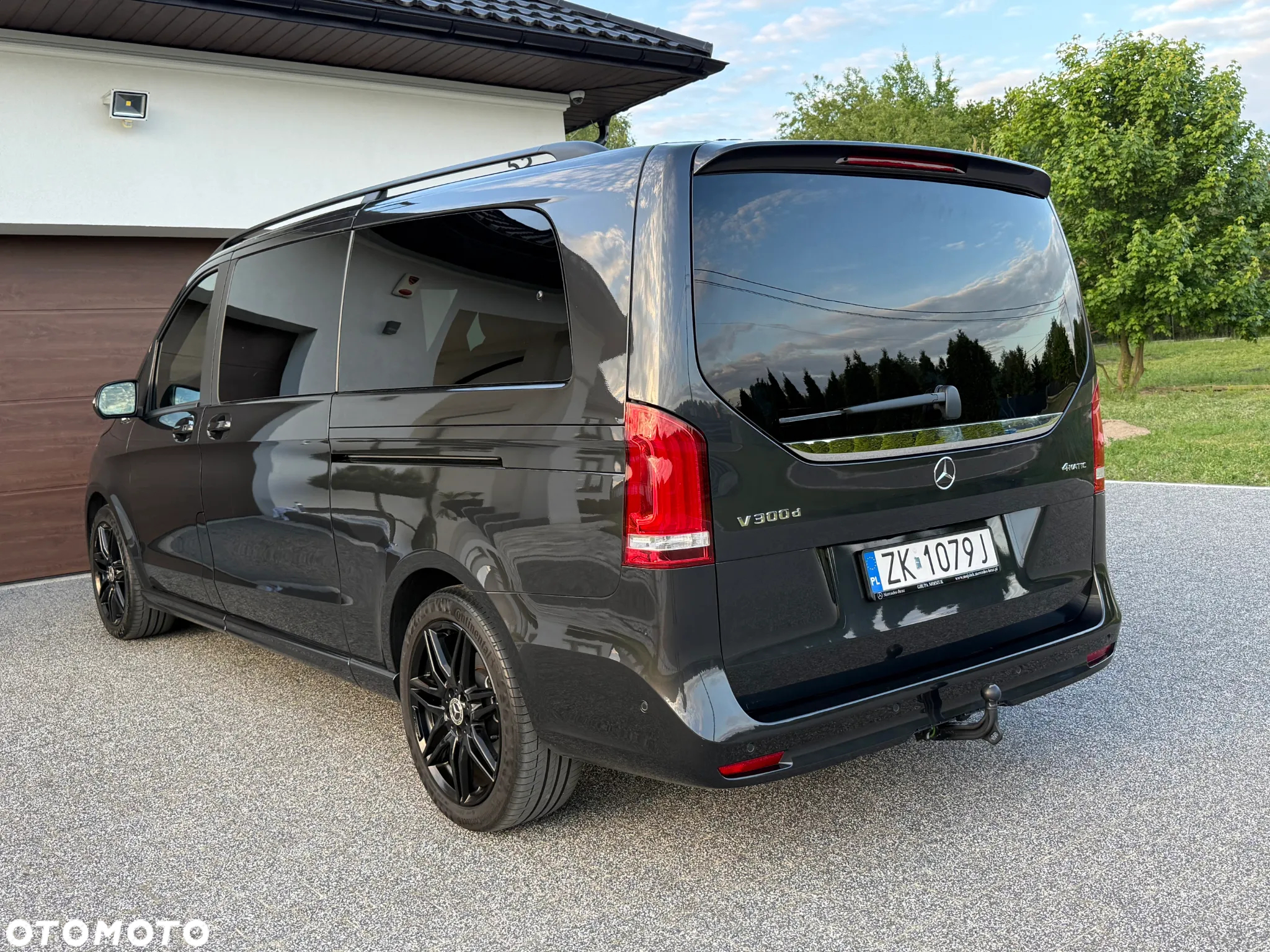 Mercedes-Benz Klasa V 300 d 4-Matic 9G-Tronic (ekstra d³) - 13