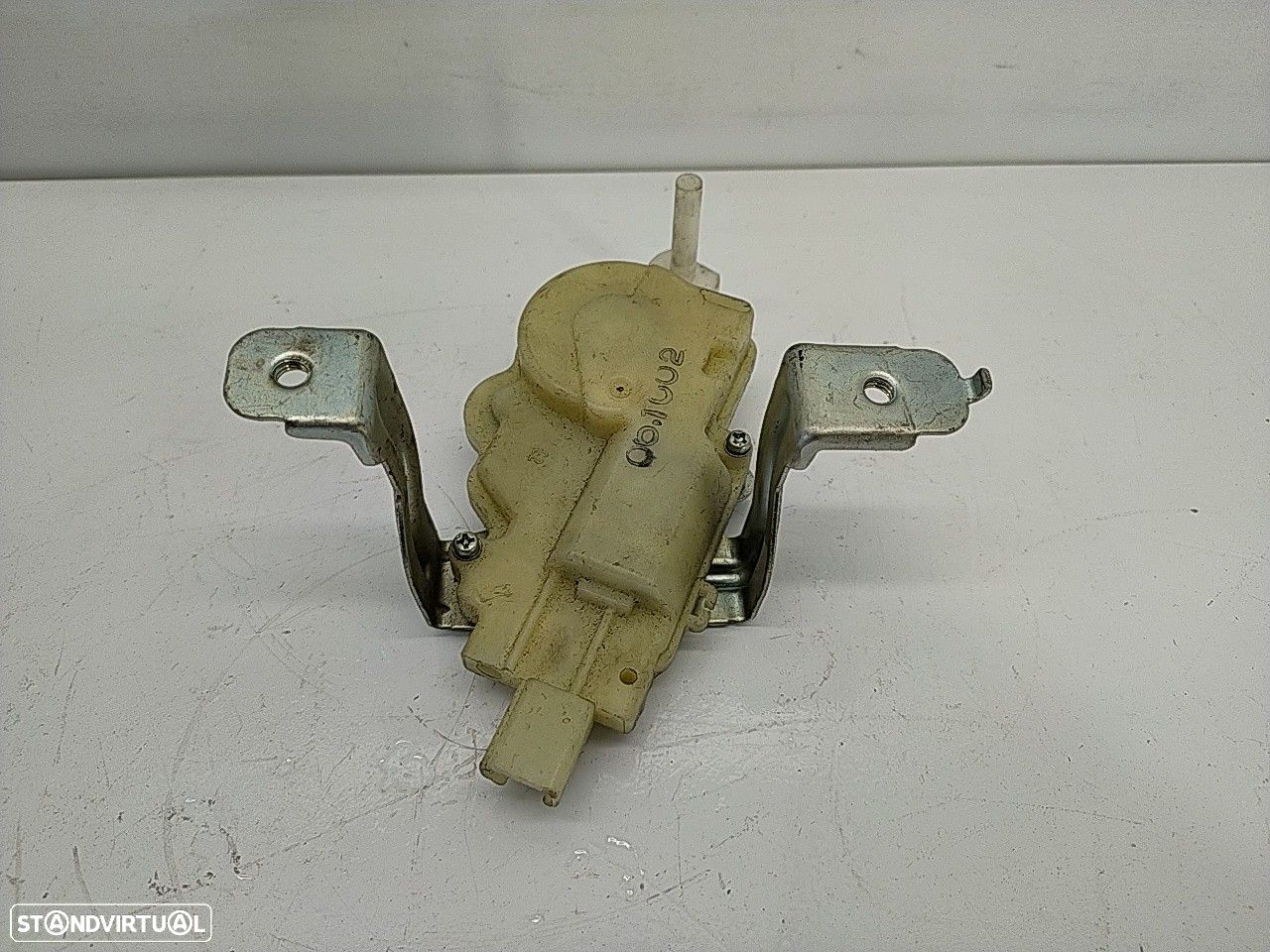 Motor Fecho Da Mala Toyota Yaris (_P9_) - 1