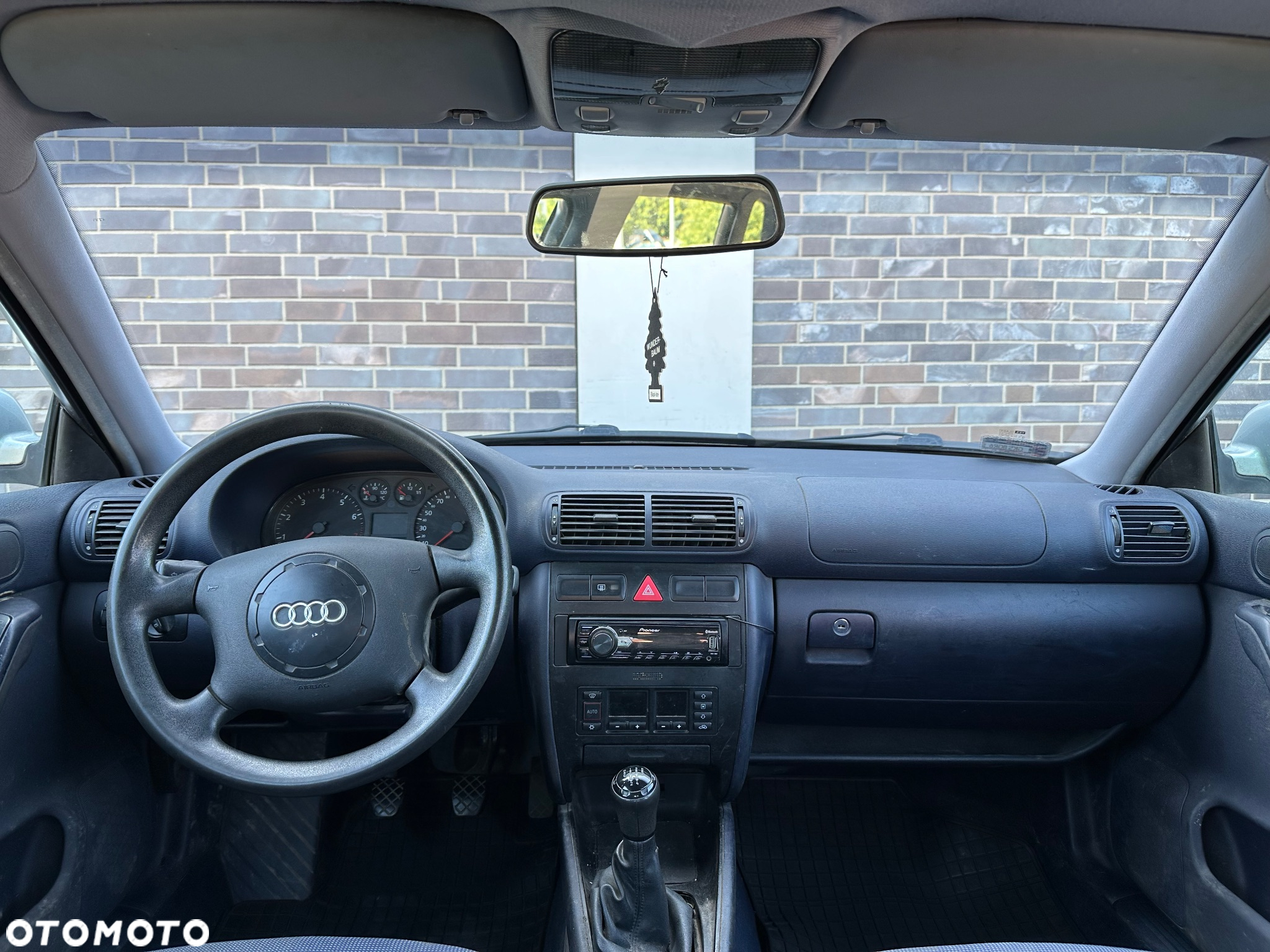 Audi A3 1.6 Ambiente - 9