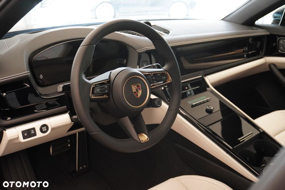 Porsche Panamera - 14