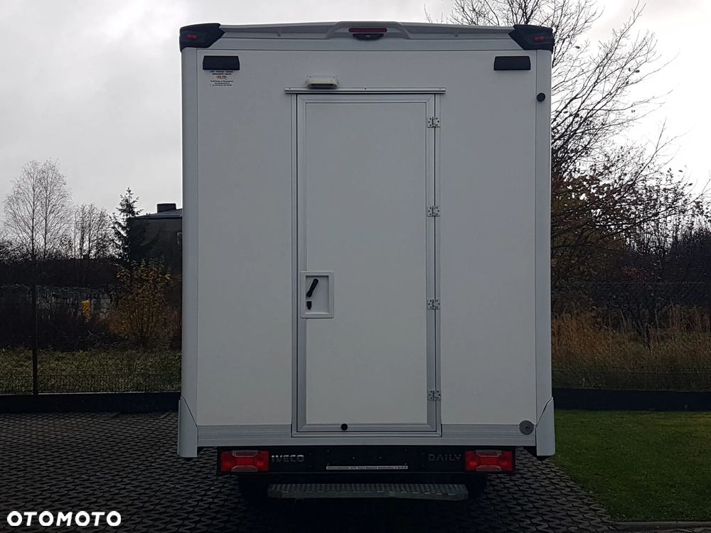 Iveco DAILY KONTENER NISKOPODŁOGOWY 4,43x2,24x2,43 SKLEP FOODTRUCK BAR KLIMA KONIOWÓZ KAMPER - 16
