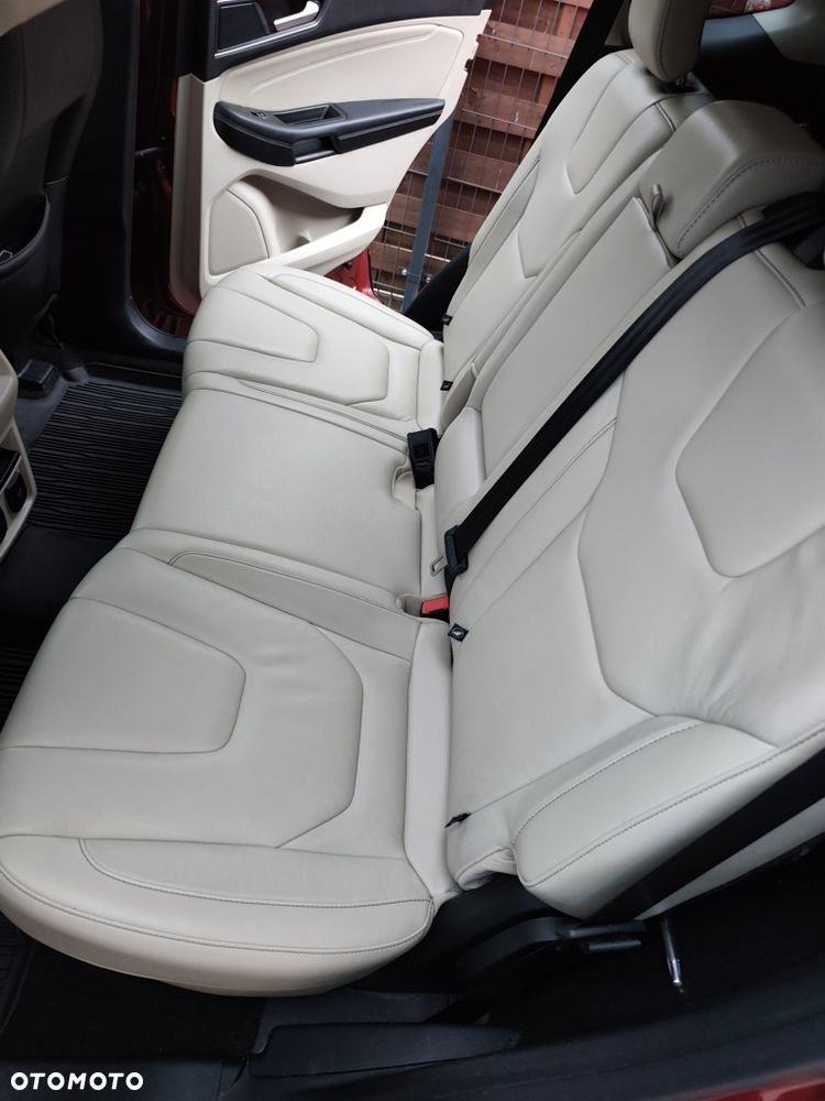 Ford Edge - 15