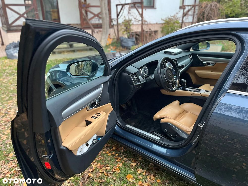 Volvo V90 D3 Momentum Pro - 14