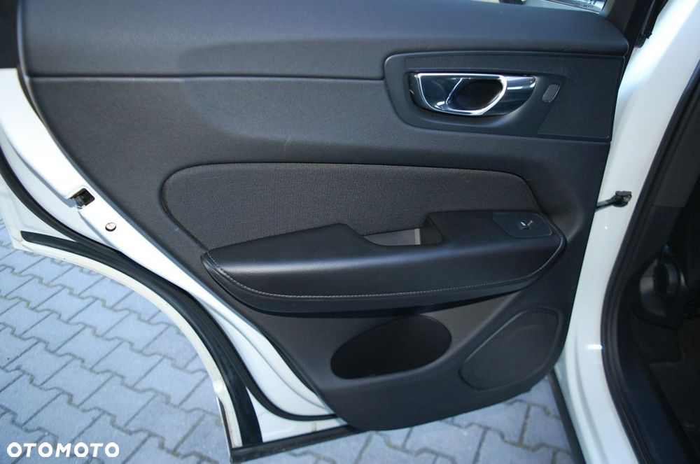 Volvo XC 60 - 39