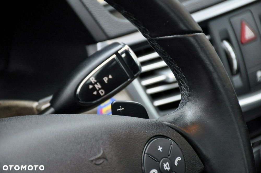 Mercedes-Benz Klasa E - 36