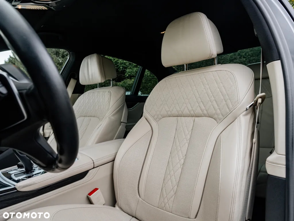 BMW Seria 7 750d xDrive - 8