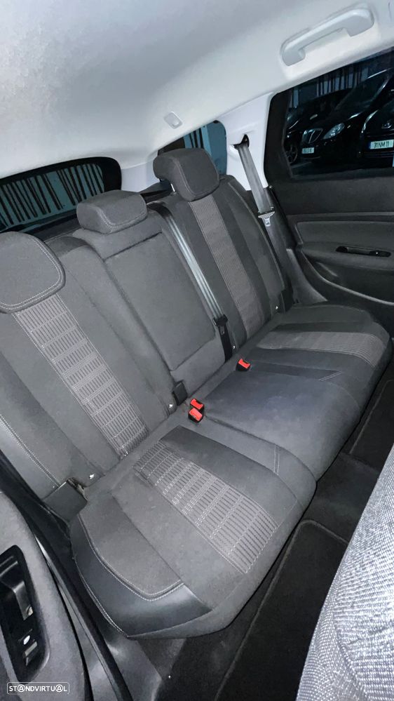 Peugeot 308 1.2 PureTech Allure EAT8 - 21